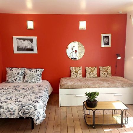 Les Belles Terrasses Dieppe ,3 Appartements , Le Vegetal De 1 A 8 Personnes , Le Tropical De 1 A 6 Personnes , Le Floral Avec Terrasse De 1 A 3 Personnes , Quartier Calme Au Stationnement Gratuit A Cote De L'Avenue Verte מראה חיצוני תמונה