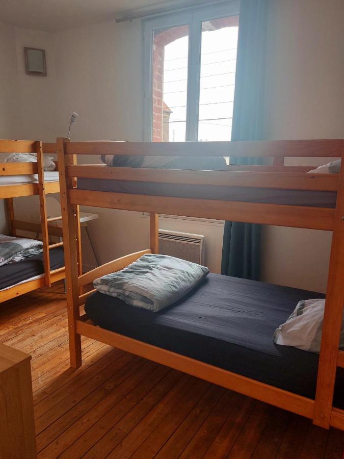 Les Belles Terrasses Dieppe ,3 Appartements , Le Vegetal De 1 A 8 Personnes , Le Tropical De 1 A 6 Personnes , Le Floral Avec Terrasse De 1 A 3 Personnes , Quartier Calme Au Stationnement Gratuit A Cote De L'Avenue Verte מראה חיצוני תמונה