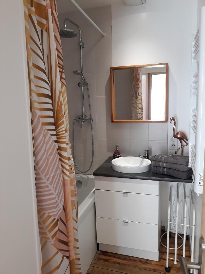Les Belles Terrasses Dieppe ,3 Appartements , Le Vegetal De 1 A 8 Personnes , Le Tropical De 1 A 6 Personnes , Le Floral Avec Terrasse De 1 A 3 Personnes , Quartier Calme Au Stationnement Gratuit A Cote De L'Avenue Verte מראה חיצוני תמונה